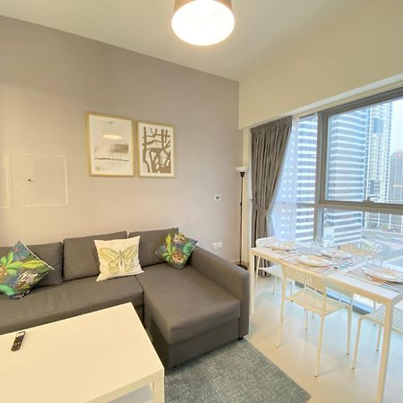 Lux Bnb Bellevue Tower Downtown Apartment Dubai Exterior foto